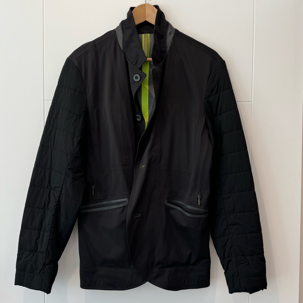 lululemon athletica Men's Black Performance Jacket with Lime Trim